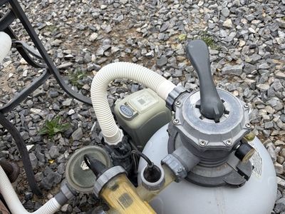 Pool salt water filter system