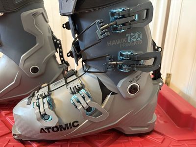 Atomic Ski Boots 300$ Atomic HAWX PRIME XTD 120