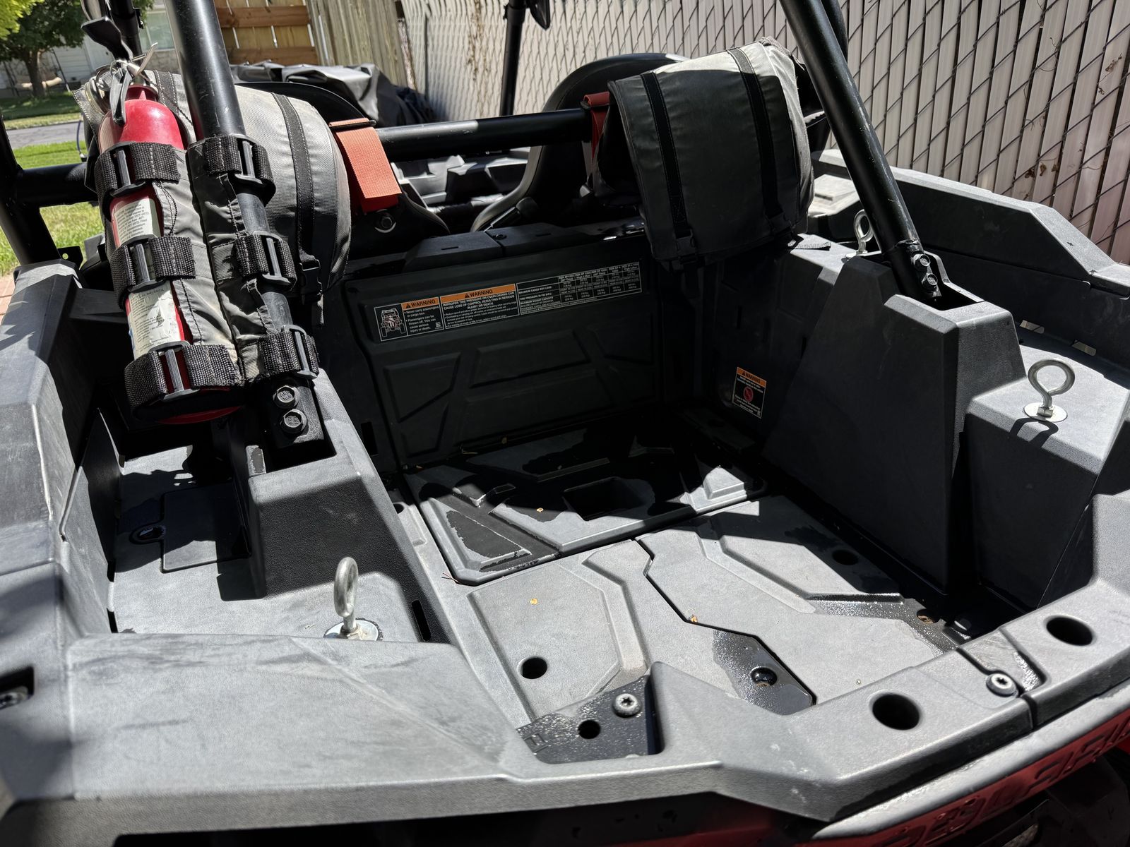 Main image 6