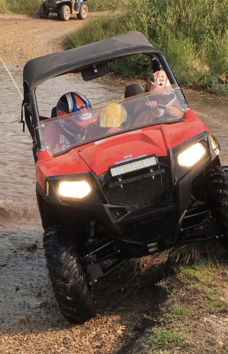 2013 RZR 570