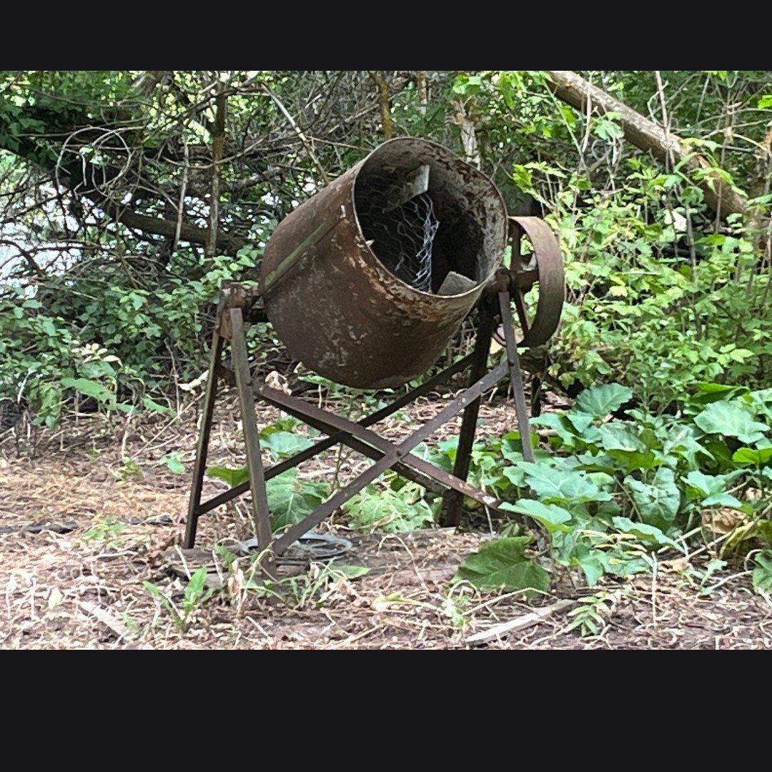 Cement mixer