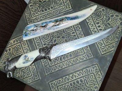 Decorative Wolf Theme Fixed Blade Knife with Scabbard & Wolf Head Pommel