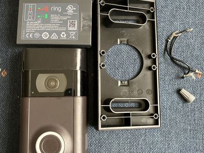 Ring Video Doorbell 2nd Gen with 2 Removable Batteries & Mounting Hardware - Used