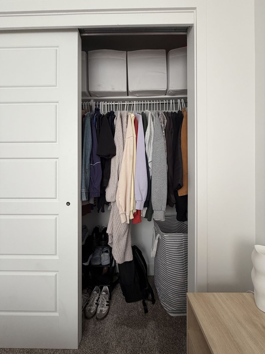 Main image 3