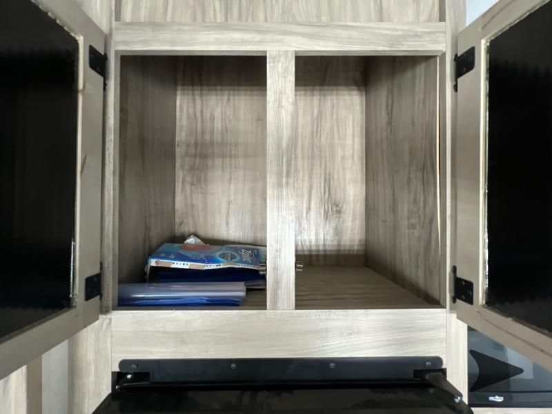 Main image 21