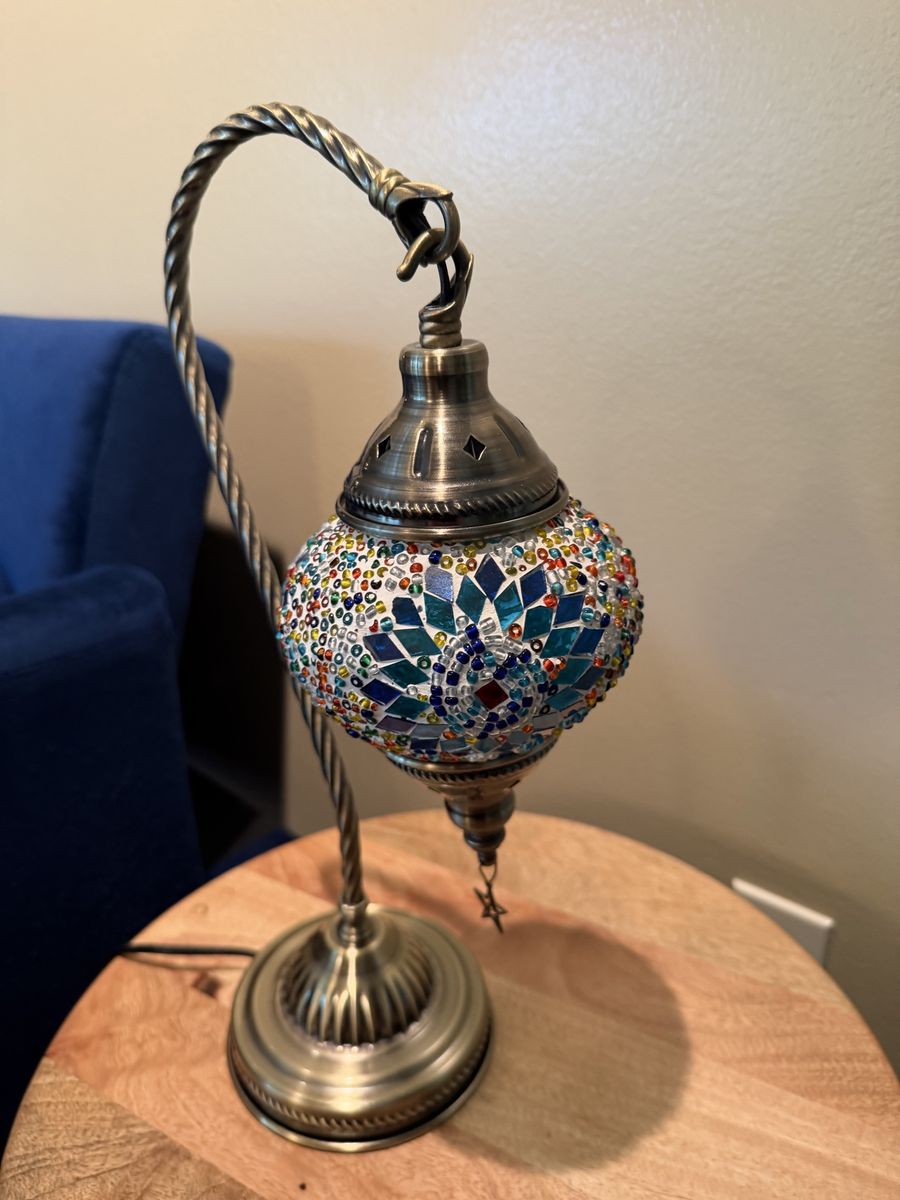 Main image 4