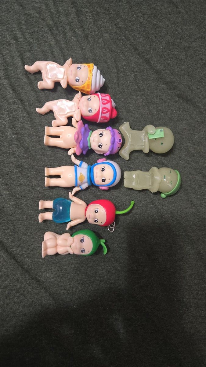 FAKE sonny angels and smiskis