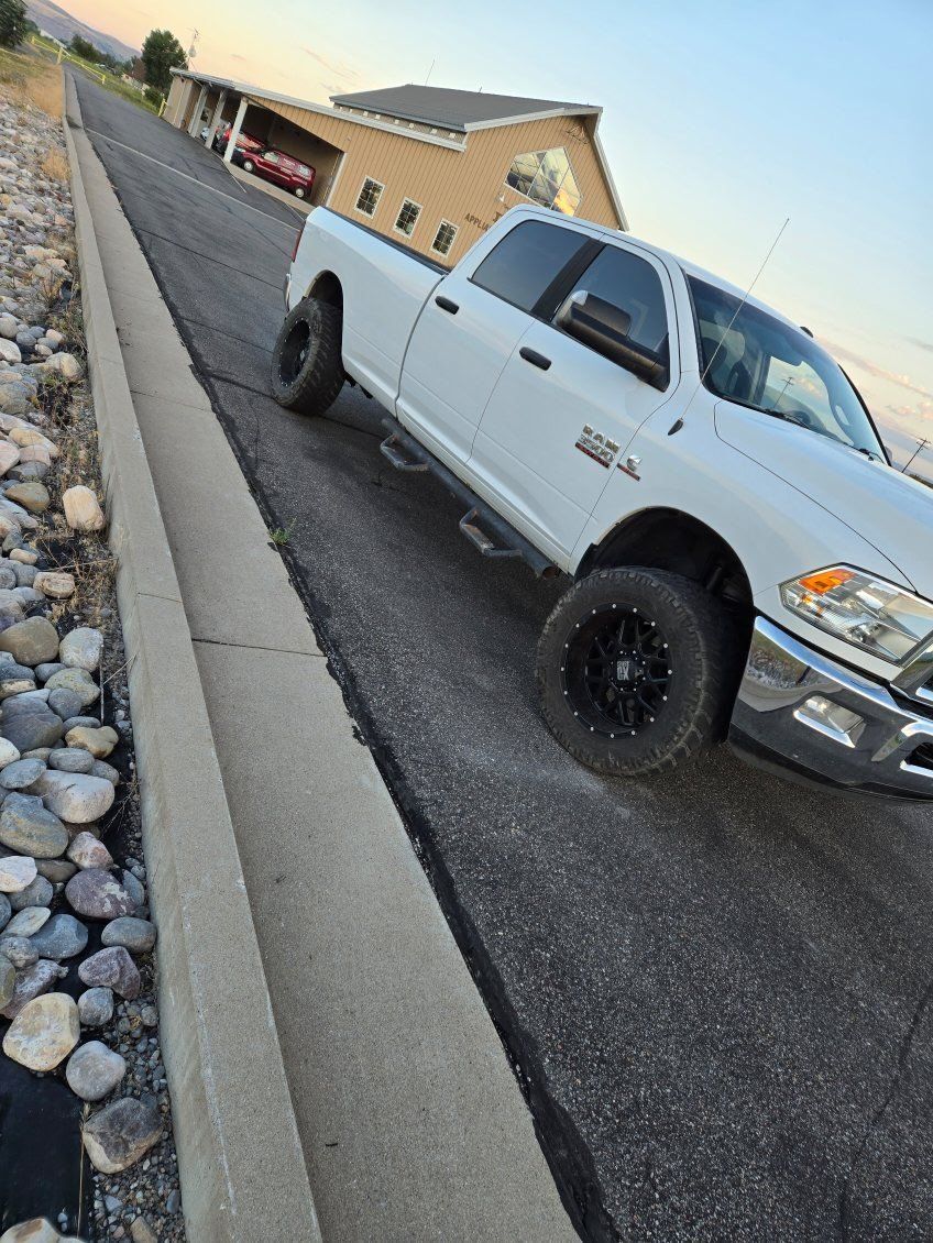 2017 Ram 3500 SLE