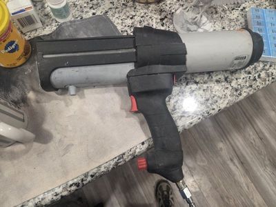 2 part automotive seam seal gun