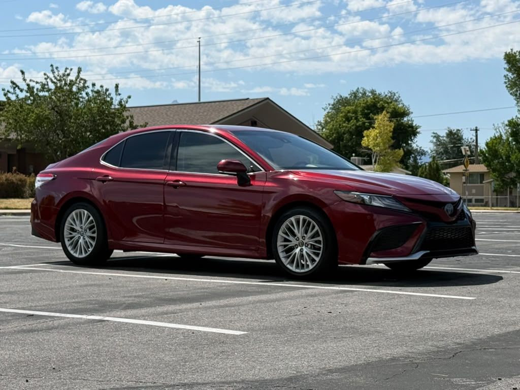 2018 Toyota Camry Hybrid XLE