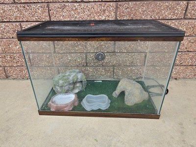 Reptile/Amphibian Habitat Starter Kit - Terrarium, Lamp, Decor & Carriers