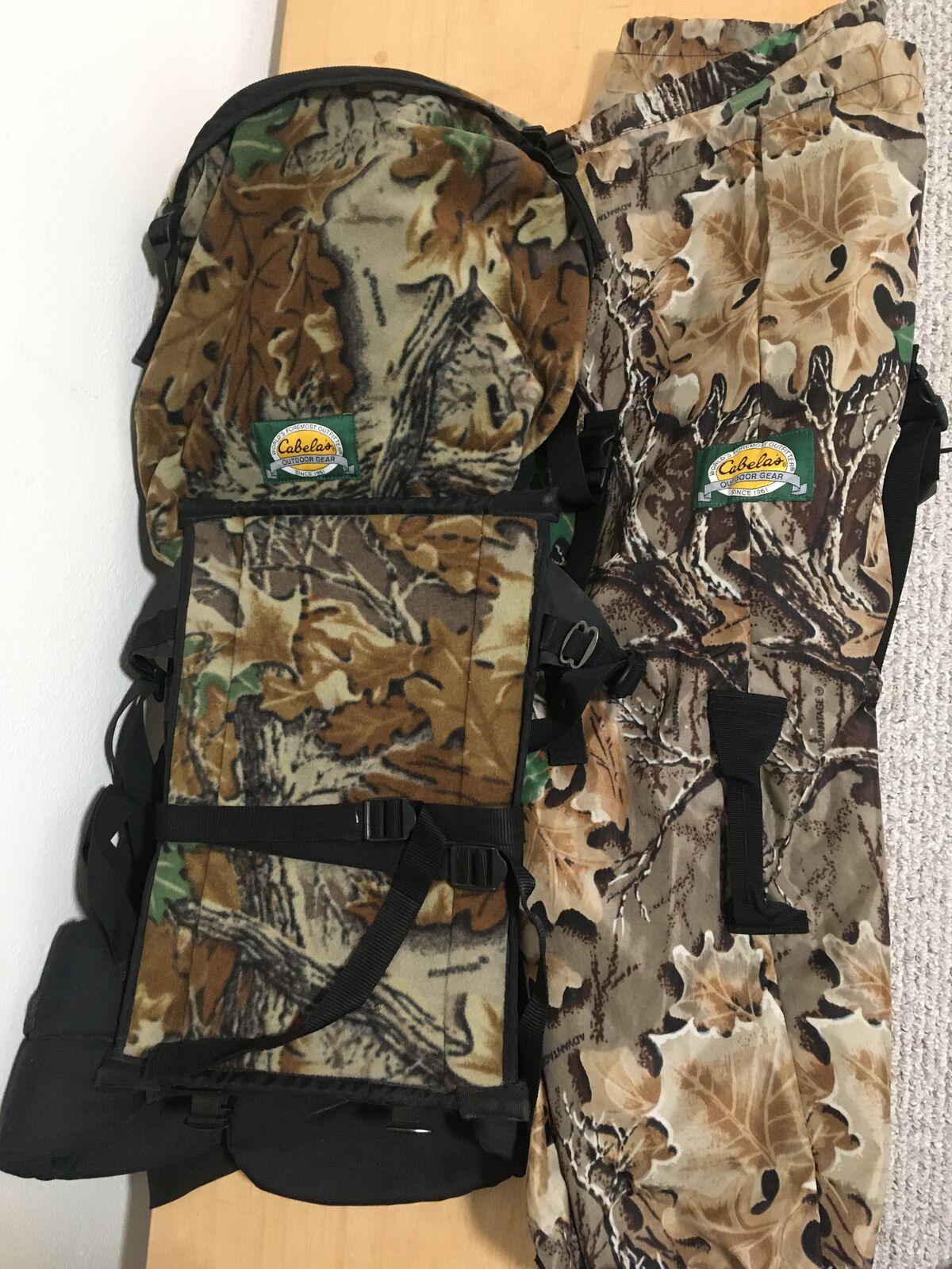 Cabela's Outfitter Duffel Bag and carrying bag '