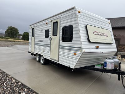 22ft Camp Trailer