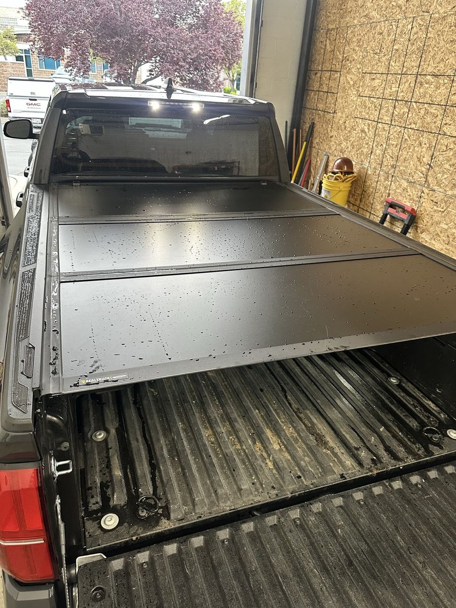 2024-2026 6’ bed Tacoma Undercover hard tonneau cover