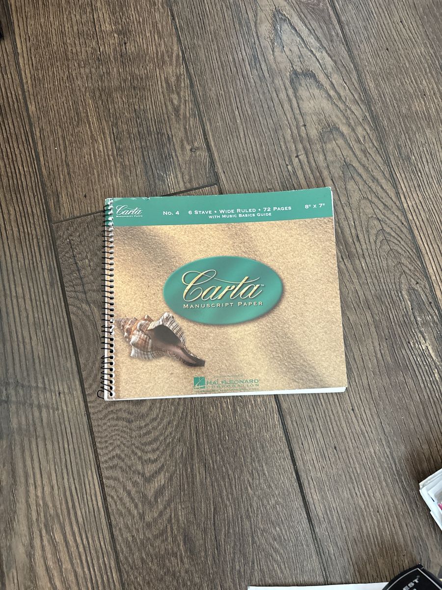 Carta No. 4 Manuscript Paper Hal Leonard - 6 Stave Wide Ruled, 72 Pages 8"x7"