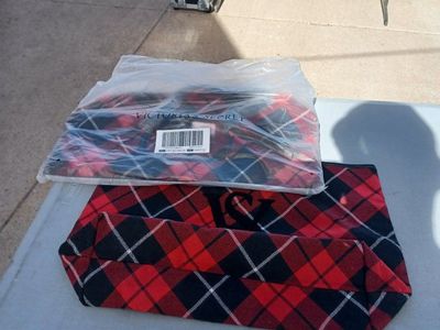 Victoria's Secret totes/bags