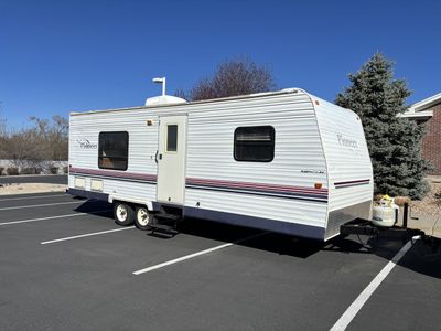 RV 2005 pioneer By Fleetwood 3300 OBO