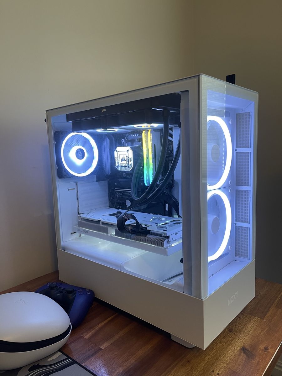 Custom Built Gaming PC – Mint Condition
