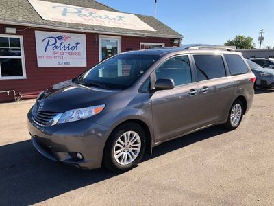 2015 Toyota Sienna XLE 8-Passenger
