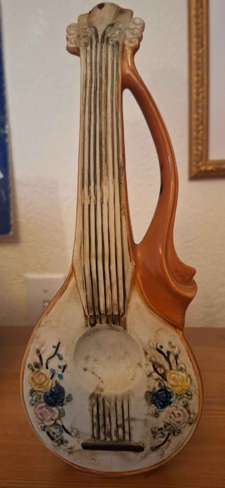 Vintage Milford Company Italian Wine Decanter mandolin lute