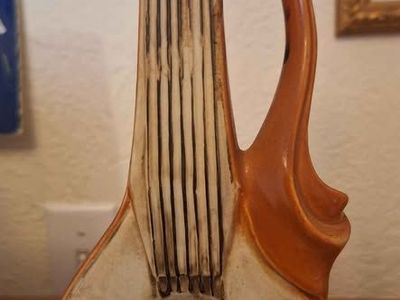 Vintage Milford Company Italian Wine Decanter mandolin lute