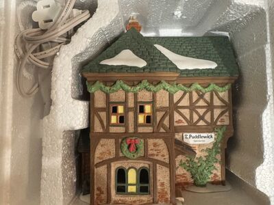 T. Puddlewick Spectacle Shop PorcelainHouseDept 56