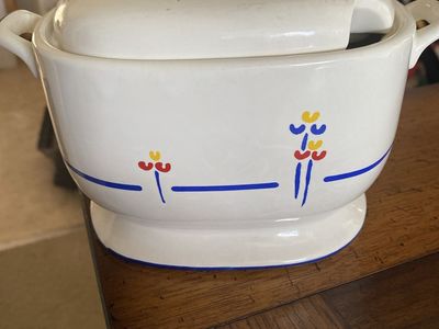 Gravy boat/SOUP CONTAINER