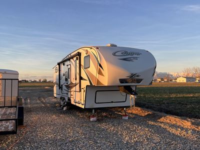 Cougar Keystone X-Lite 5th Wheel