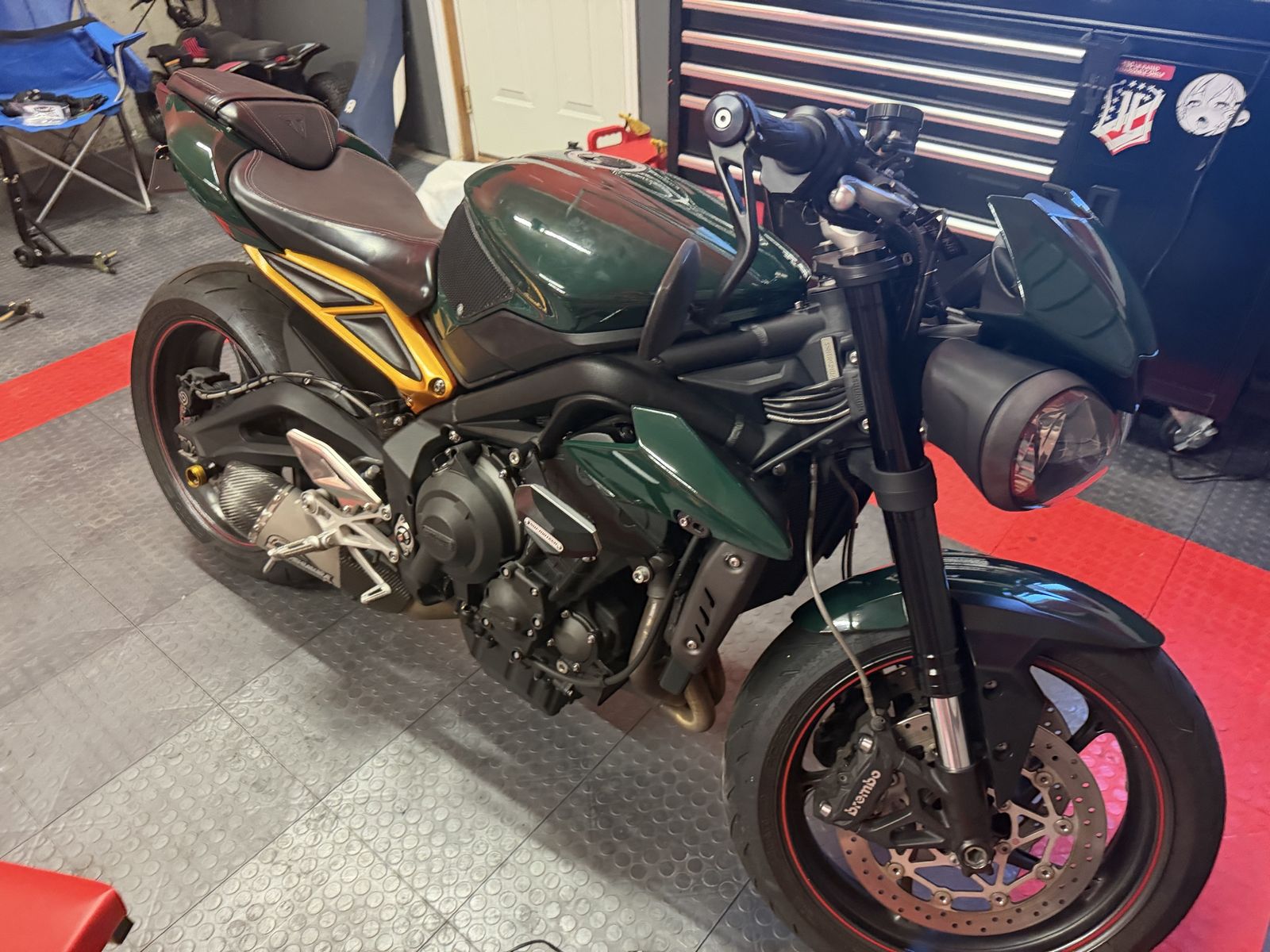 2019 triumph street triple R