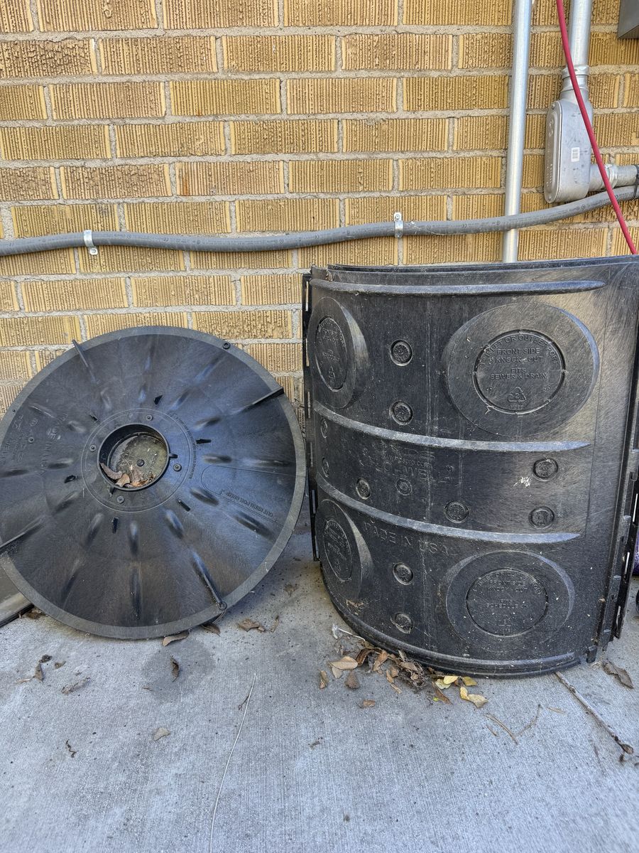 24 in. x 24 in. x 29 in. 50 Gal. Plastic Flo-Well Stormwater Dry Well System Catch Basin Kit