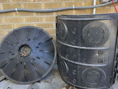 24 in. x 24 in. x 29 in. 50 Gal. Plastic Flo-Well Stormwater Dry Well System Catch Basin Kit