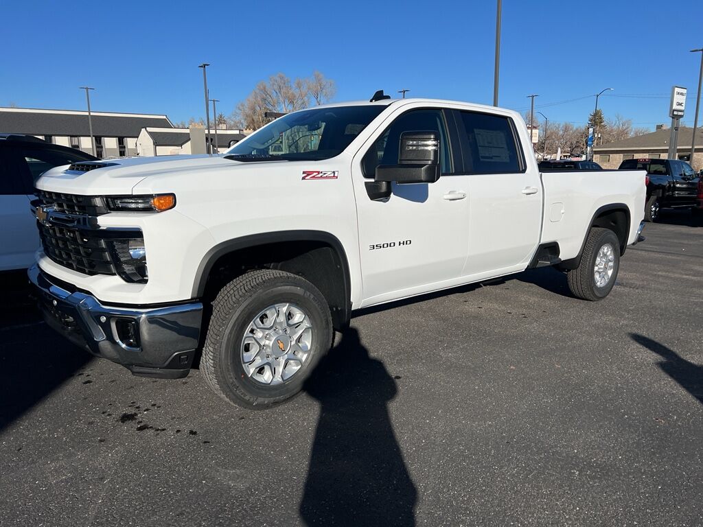 2026 Chevrolet Silverado 3500HD LT