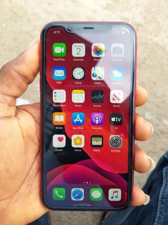 iphone 11 64 GB Unlocked for any carrier