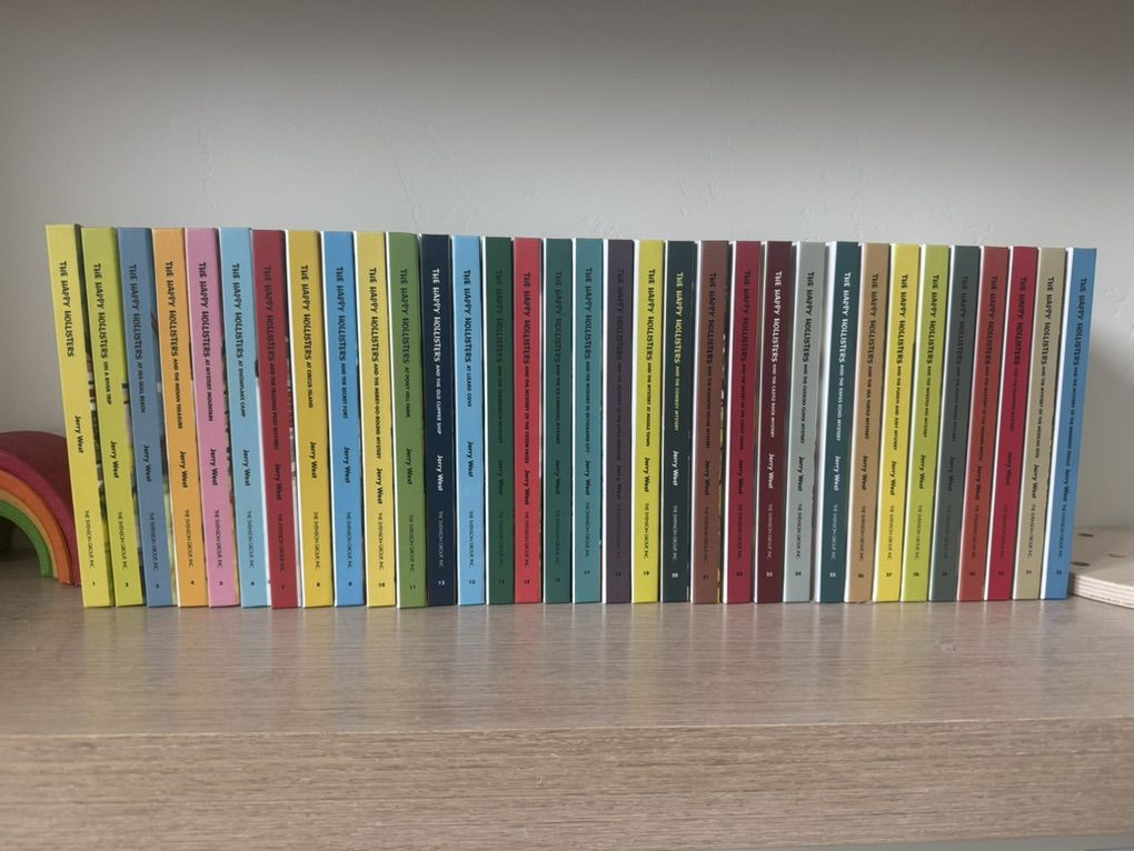 The Happy Hollisters Complete Set