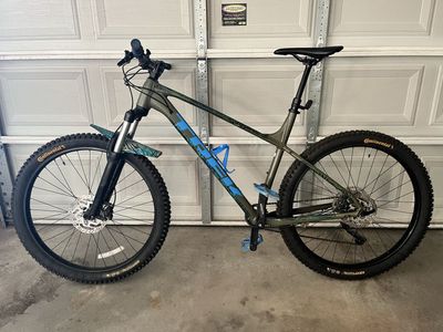 Trek Roscoe 6 Hardtail Mountain Bike XL