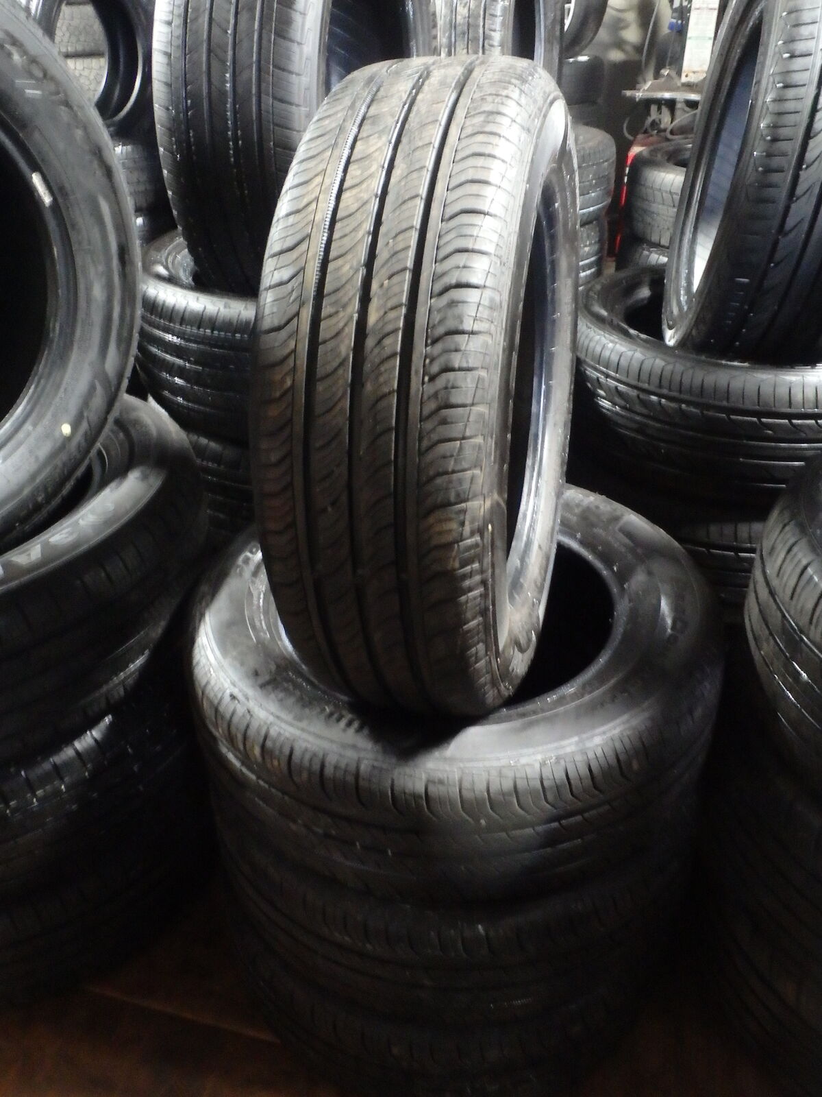 195/65R15 CONTINENTAL PRO CONTACT TX SET OF USED TIRES