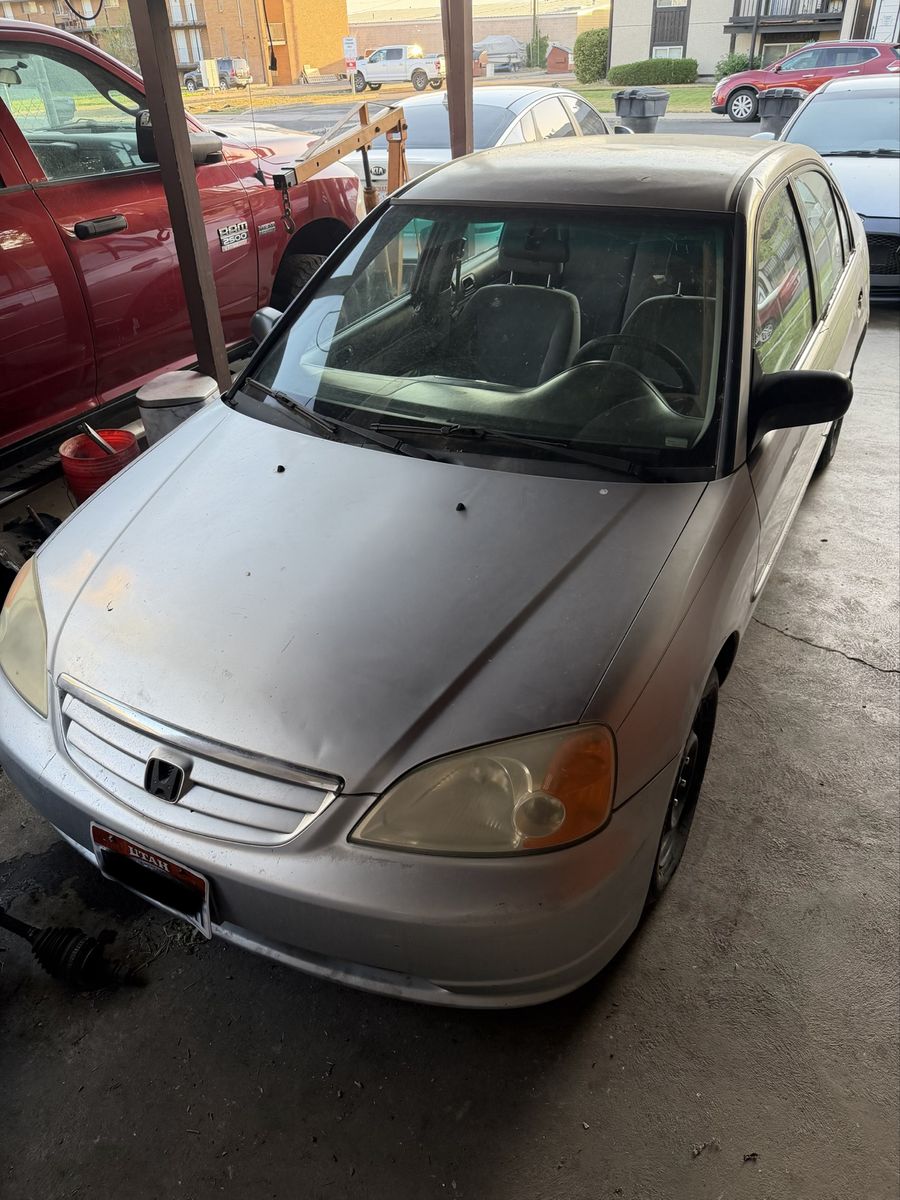 2001 Honda Civic LX 1.7L 5-Speed Manual