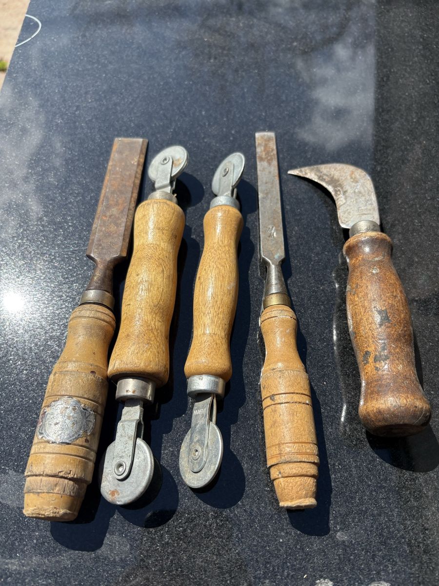 Vintage Hand Tool Lot - Chisels, Screen Rollers,