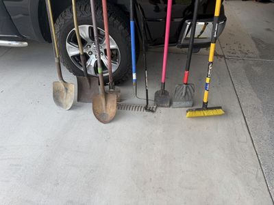 Assorted Used Garden & Yard Tools: Rake, Shovels(flat) (spade) roofing stripper/floor stripper/ice scraper CASH ONLY