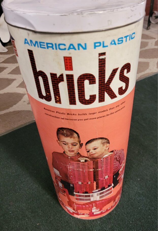 Vintage American Plasic Brick Set no. 725