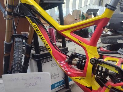 Specialized Full Suspension Mountain Bike with Cane Creek Double Barrel Rear Shock