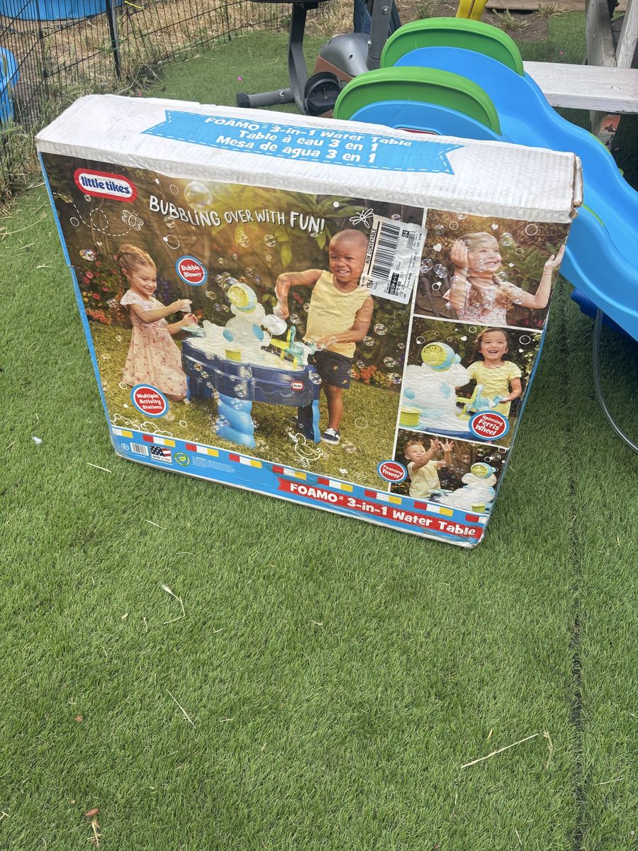 Kids water table