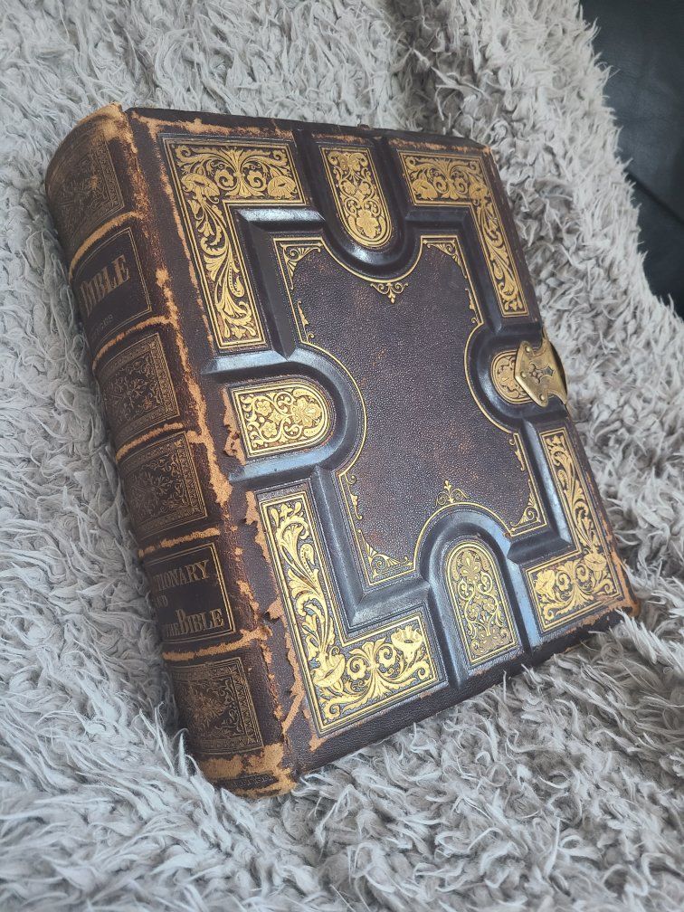 Antique Family Bible - Victorian Era, Ornate Gold Gilt Leather Binding, Large Dictionary & Bible