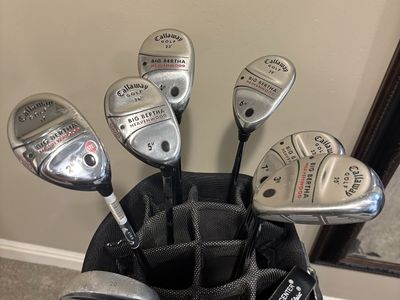 Callaway Hybrid set 2-7 and a titleist putter