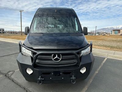 Mercedes Benz 4X4 12-Passenger Sprinter Van