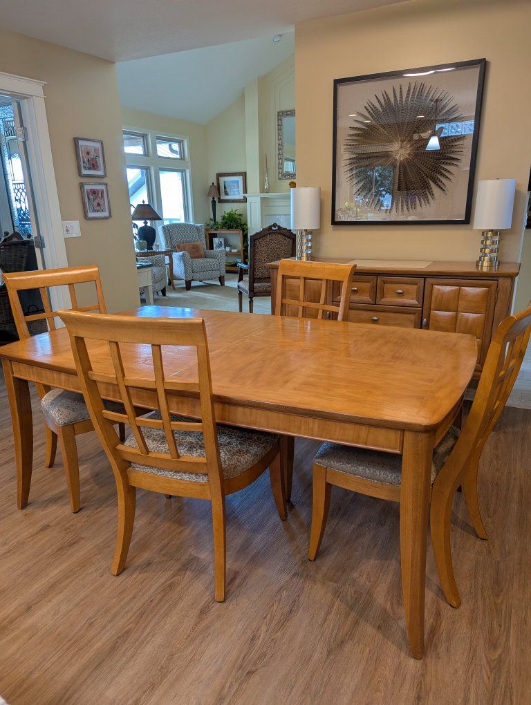 Dining room set