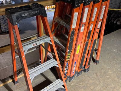4ft Step Ladders