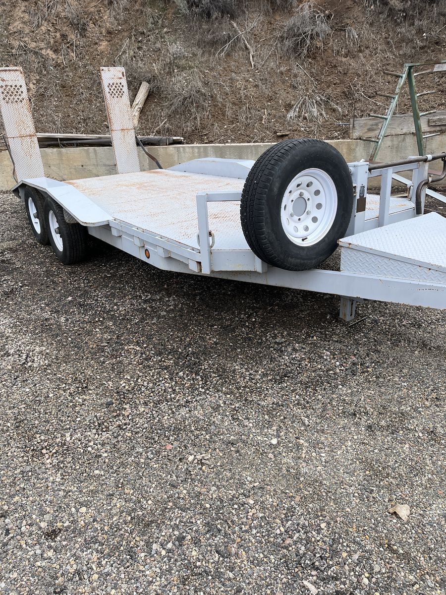 Car Trailer With Drive On Fenders