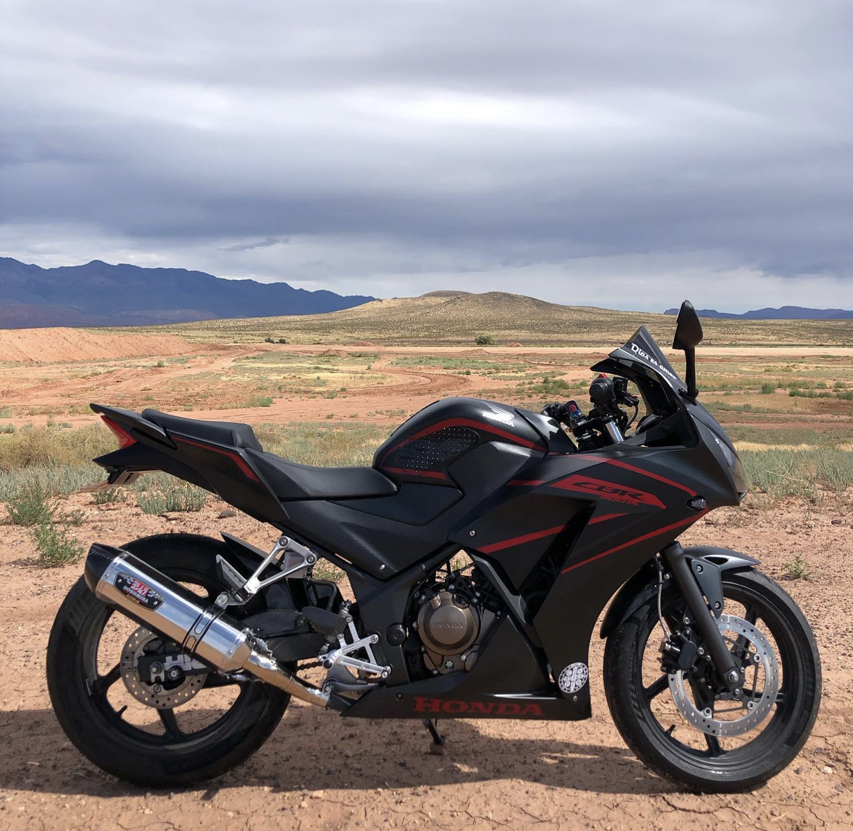 CBR300R Race Bike - ENGINE REBUILD