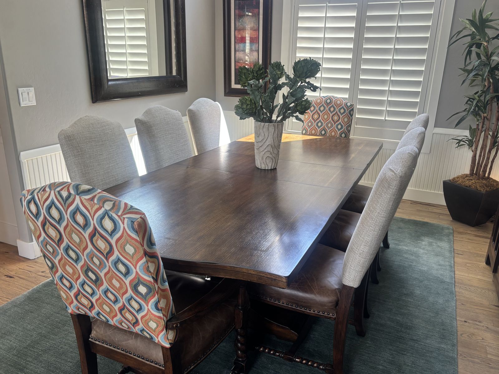 Expandable Wooden Dining Table with 8 Upholstered Chairs - Traditional Style